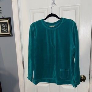 Appleseed's Vibrant Teal Crew Neck Sweater